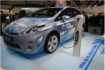 Recykling akumulatorów Toyoty ma osiągnąć w przyszłości poziom 100% Recykling akumulatorów Toyoty ma osiągnąć w przyszłości poziom 100%